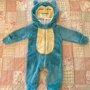 from japan🇯🇵toddler 18-24 month snorlax onesie